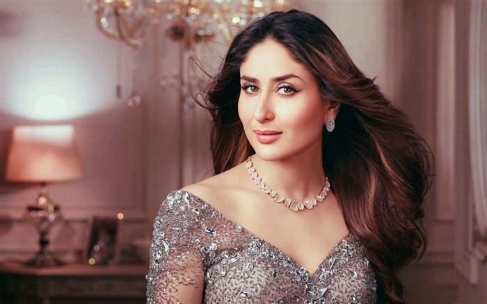 Kareena Kapoor Bollywood Sexy Actress Photo Views:18264 Date:2018/5/21 8:46:41