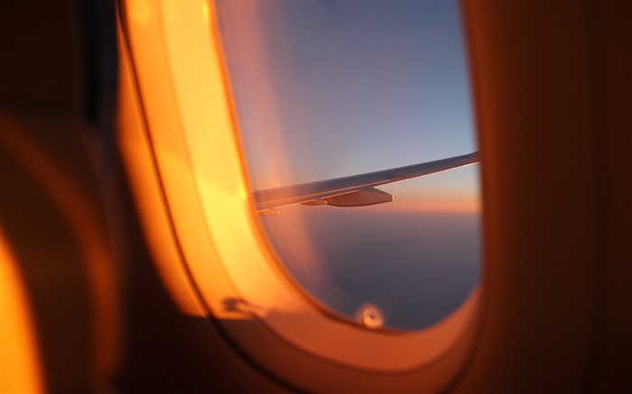 Airplane window outside sunset view 4K HD Views:17767 Date:2018/6/13 0:12:24