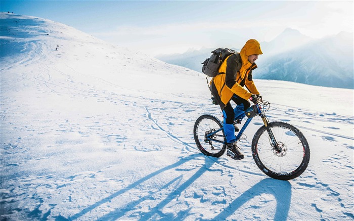 Ao ar livre, esportes, montanha de neve, sol, bicicleta Visualizações:5701