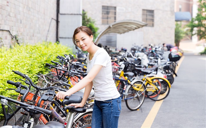 China college campus sharing bicycle girls Views:6631 Date:2018/8/23 10:24:39