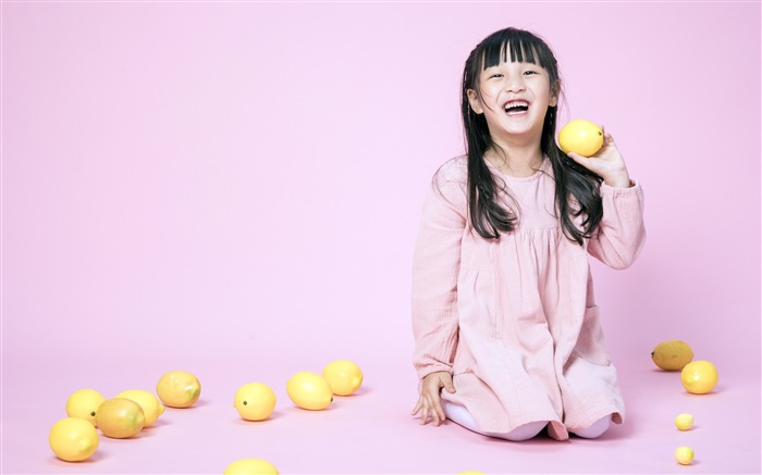 China lemon cute smile little girl photo Views:6802 Date:2018/8/17 1:54:00