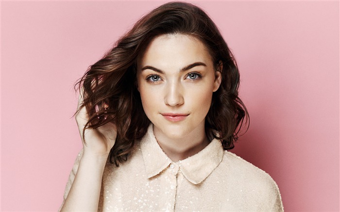 Violett Beane 2018 Charming Actor Poster Views:8127 Date:2018/8/26 11:44:50