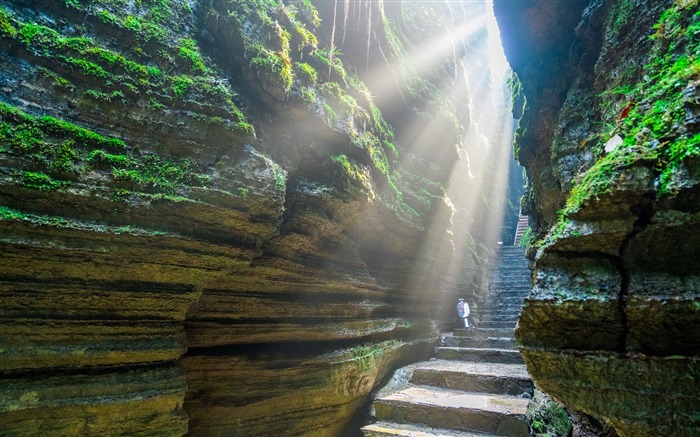 Hubei Shunbu Stone Forest Canyon Sunshine Views:8581 Date:2018/9/20 6:38:51