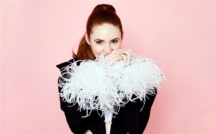 Karen Gillan, 2019, actrice, Photoshoot Vues:7329