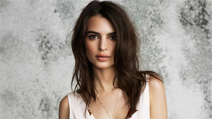 2019 Emily Ratajkowski 4K High Quality Desktop Views:7452 Date:2019/11/23 7:01:46