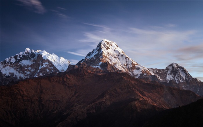 Mountains peaks Snowy 2020 High Quality Photo Views:15781 Date:2020/1/13 7:53:00