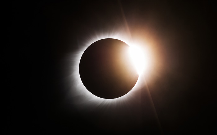 Éclipse solaire totale, 2019, haute qualité, photo Vues:11524