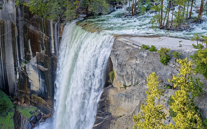 California Waterfall Yosemite National Park 2020 Bing Desktop Views:7378 Date:2020/4/22 4:40:39