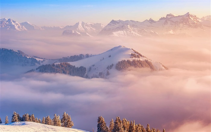 Swiss Mountains and clouds 2020 Scenery HD Photography Views:9807 Date:2020/5/7 6:38:18