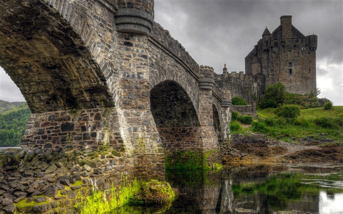 Western Highlands Eilean Donan Castle 2020 Bing HD Desktop Views:7648 Date:2020/12/11 19:10:05