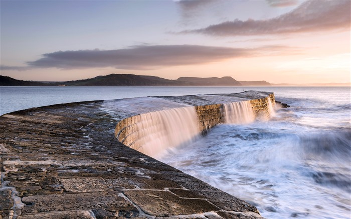 Cobb breakwater Lyme Regis England 2021 Bing Theme Desktop Views:7886 Date:2021/2/27 1:37:19