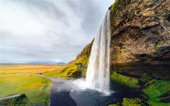 Autumn Waterfall 2021 Iceland National Park 4K Photo Views:6583 Date:2021/11/27 11:22:38