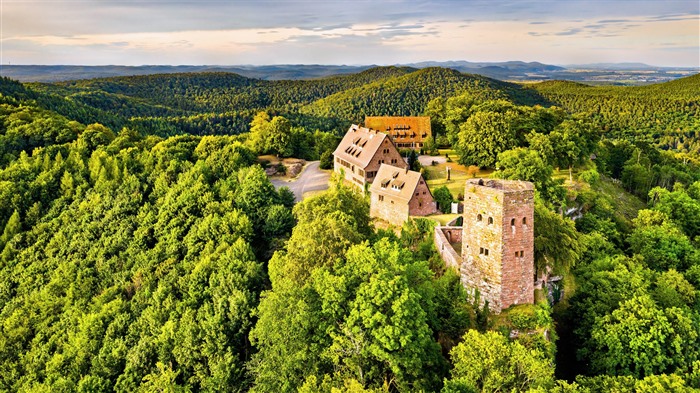 Hunebourg Castle Alsace France 2022 Bing 5K Photo Views:7644 Date:2022/4/5 9:41:54