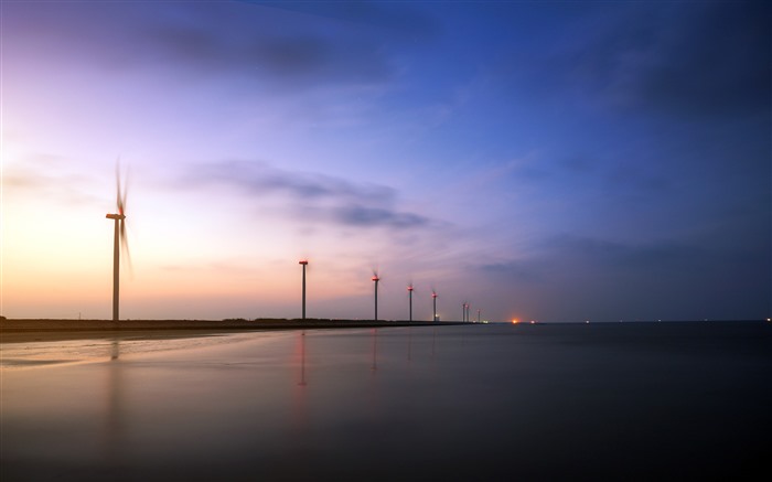 Sunset New energy Wind Power 2022 Offshore 4K Photo Views:6317 Date:2022/4/20 20:15:06