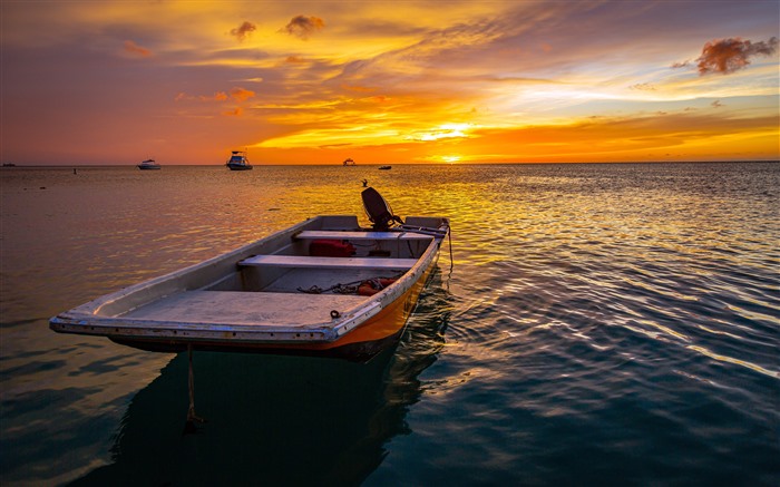 Summer Calm Ocean Sunset Watercraft 5K Views:4517 Date:2022/10/30 3:06:33