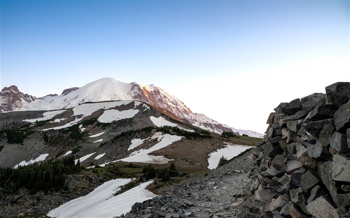 Roches, ciel bleu, pics, relief de la neige des montagnes, 5K Vues:3530