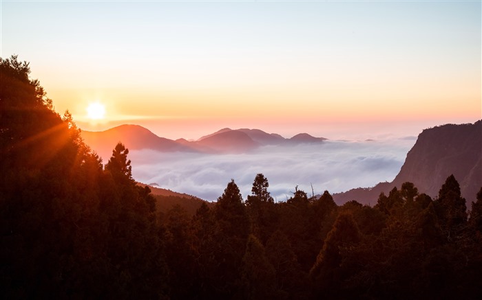 Sea of clouds Sunrise Alishan Township Taiwan 5K Views:7485 Date:2023/3/10 9:15:33