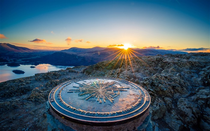 Sunrise, lac, Cumbria, Catbells, Keswick, Royaume-Uni, 5K Vues:4821