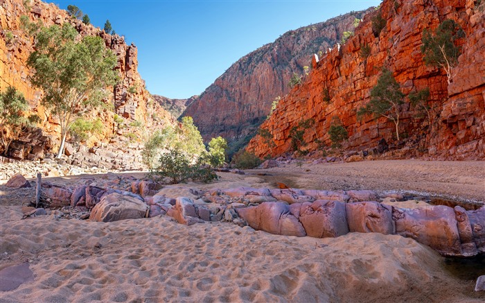 Valley Red Mountain Sandstones Rocks 5K Views:4645 Date:2023/7/22 3:34:37