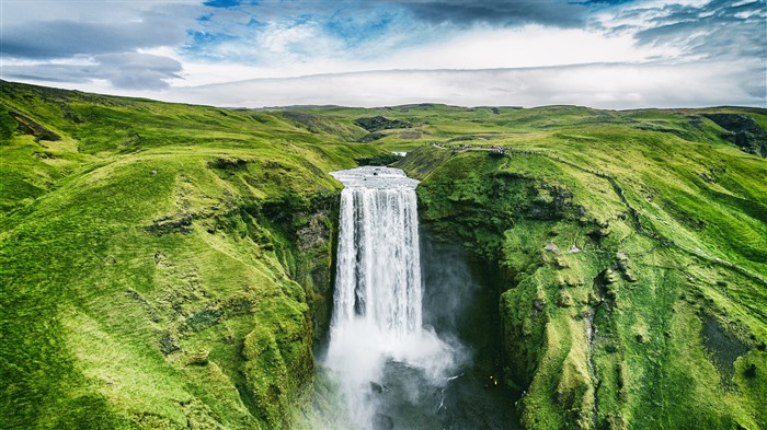 Cascade de Skogafoss, herbe verte, Islande, Bing, 4K Vues:3618