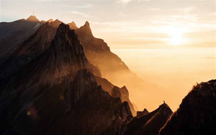 Mountains Morning Mist Sunrise Sunlight Switzerland 5K Views:3622 Date:2023/10/14 4:08:56