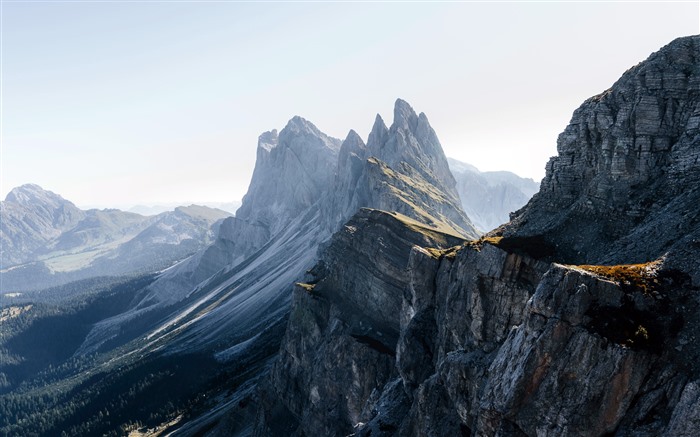 Dolomites Mountain peaks Morning Sunshine Italy 5K Views:4931 Date:2023/11/4 5:13:22