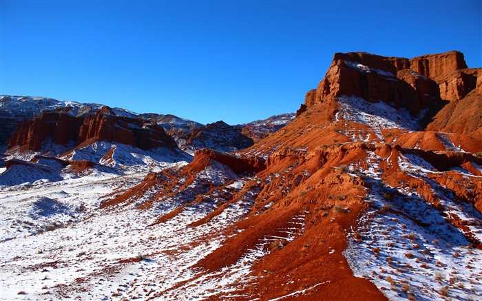 Konorchek Canyon Red Mountain Snow Kyrgyzstan 5K Views:4337 Date:2024/1/10 14:30:53