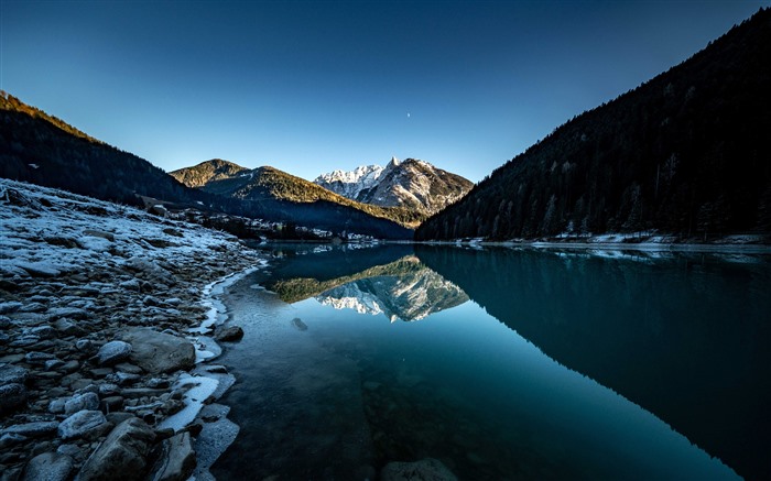 Jungla, lago, montañas, anochecer, invierno, paisaje, 5k Vistas:3875