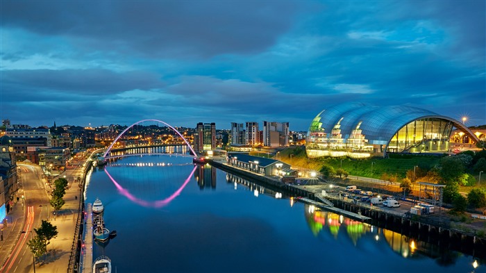 Newcastle, sobre Tyne River, Inglaterra, Bing, 4K Vistas:1956