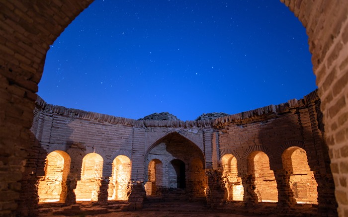 Deir Gchin, Inn, Starry, Provincia de Qom, Irán, 5k Vistas:2406