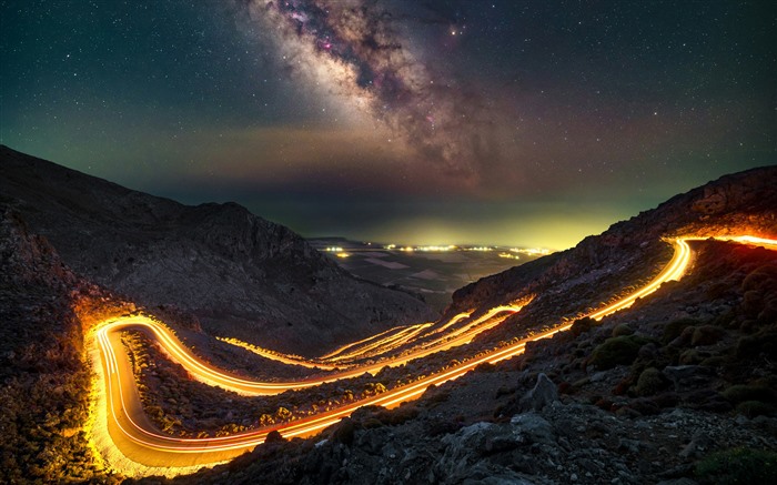 Milky Way Winding Mountain Road Crete Greece 5K Views:1862 Date:2024/7/31 11:40:39