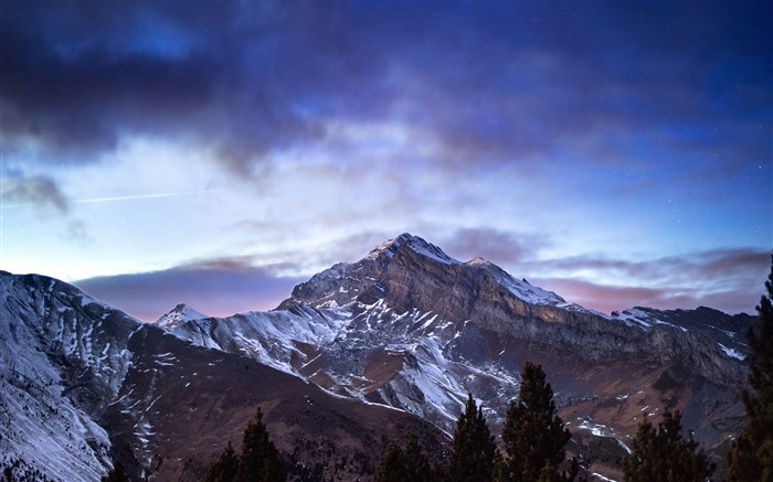 Snow Peak Dusk Star Ordesa Valley Spain 5K Views:1133 Date:2024/8/26 2:48:46