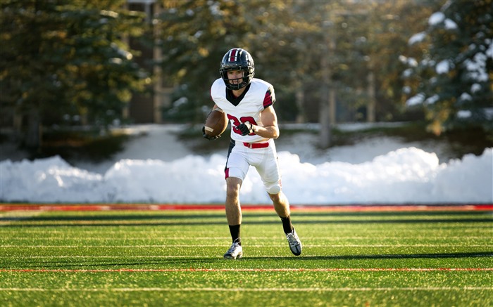 Male American Rugby Football Player Green Field Sports 5K Views:234