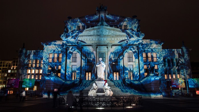 Festival de luces de la sala de conciertos de Berlín, Bing, 4K Vistas:2030