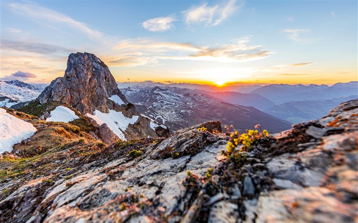 Mont Peak, Neige, Roche, Lumière du soleil, Davos, Suisse, 5K Vues:236