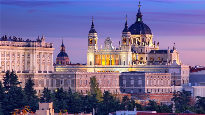 Dusk, Catedral de Almudena, Madrid, Espa?a, Bing, 4K Vistas:1427